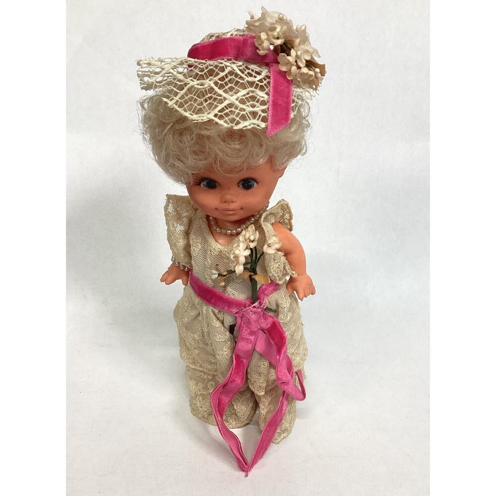 Vintage 1970’s Victorian Southern Belle W/ Lace Gown & Bonnet Made In Hong Kong